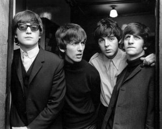 The Beatles Photograph - L1468 - Paul Mccartney,  John Lennon And George Harrison