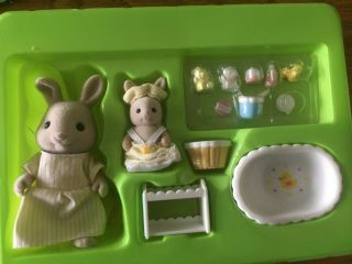 Rare & Retired Sylvanian Families Bath Time with Mother Set - Flair 2003 2