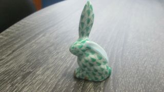 Herend Small Fishnet Bunny Rabbit Green 1 Ear Up 5338