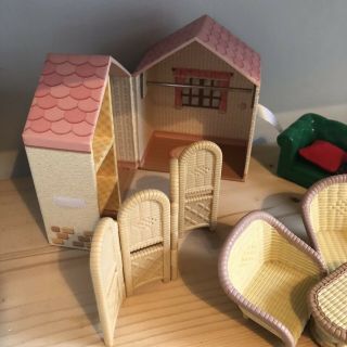 sylvanian families Rare Dressing Box And Furniture Items Calico Critters Food 2