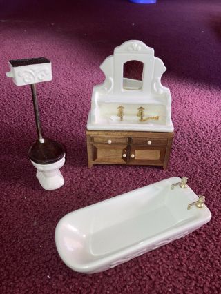 Dollhouse 1:12 Miniature Victorian Bathroom Set