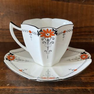 Shelley Queen Anne Daisy Demitasse Cup And Saucer Duo