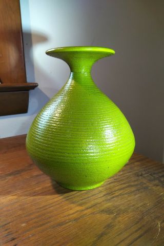 Mid - Century Modern Ceramic Weed Pot Vase Avocado Green Fine Coil Texture Studio
