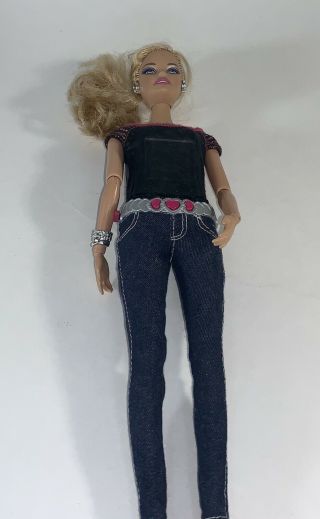 Photo Fashion Barbie Doll 2012 With Built In Camera Mattel Ugc Usb Cord