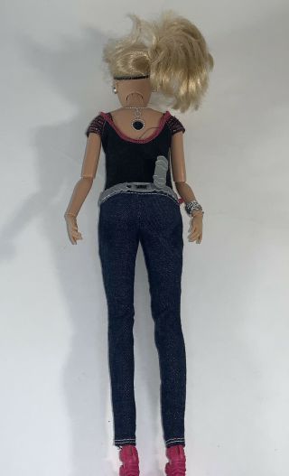 Photo Fashion Barbie Doll 2012 With Built In Camera Mattel UGC USB Cord 2