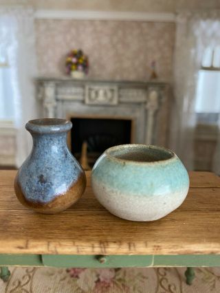 Vintage Miniature Dollhouse 1:12 Pair Artisan Sculpted Clay Decorative Vases
