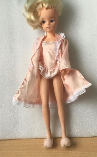 Vintage Sindy Doll Dressing Gown Lingerie Set & Slippers