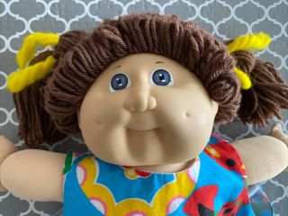 Vintage 1980s Cabbage Patch Doll Girl W/ Brown Hair,  Blue Eyes,  Dimples