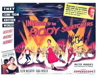 Kevin Mccarthy Signed Invasion Of The Body Snatchers 8x10 W/ Mini - Poster