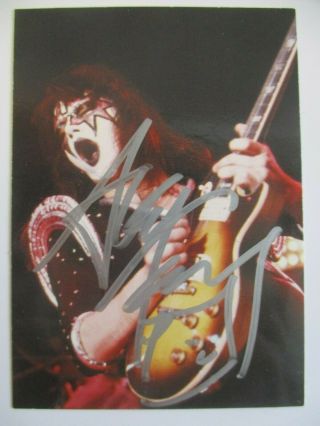 Vintage 2001 Kiss Alive Ace Frehley Signed Trading Card With Case