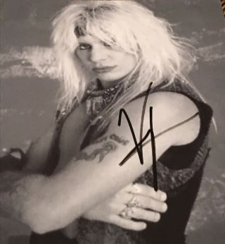 Vince Neil - Motley Crue - Autographed Signed 8x10 W/