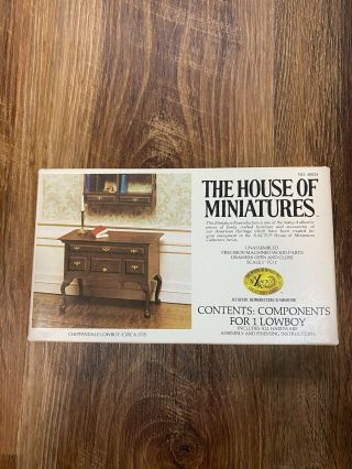The House Of Miniatures No.  40024 Chippendale Lowboy Open Box