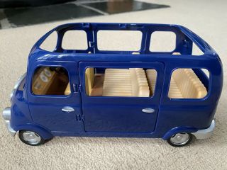 Sylvanian Families Vehicle 4699 Bluebell Seven Seater 3