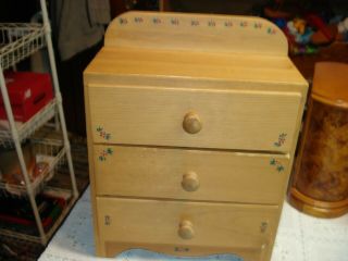 18 Inch Doll Size Dresser / Chest Of Drawers.  12.  99
