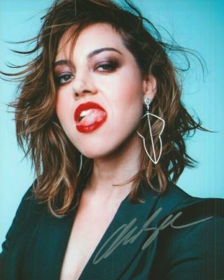 Aubrey Plaza Sexy Actress Signed 8x10 Photo With