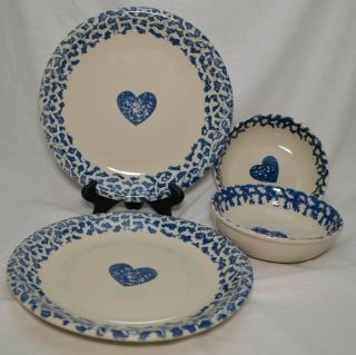 4 Folk Craft Hearts By Tienshan Blue Sponge 2 Dinner Plates & 2 Bowls,