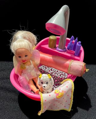 Cute 1994 Mattel Barbie Kelly Doll In Crayola Bath Tub,  Puppy And Towel