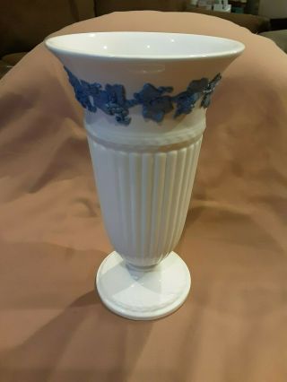 Wedgwood Of Etruria & Barlaston 8 5/8 " Tall Trumpet Vase,  Blue On White