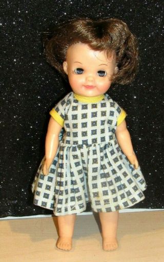 Vintage 1960s Effanbee 8” Fluffy Doll Adorable Brunette Dressed