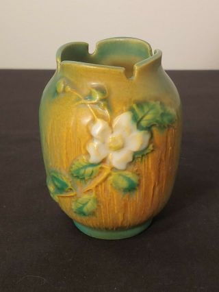 Vintage Roseville Pottery Notched Rim Hand Painted White Rose 4 1/4 " Vase 978 - 4