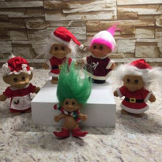 Set Of 5 Trolls Decked Out In Christmas Attire