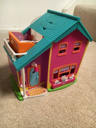 Magnetic Polly Pocket House With Dolls Furniture And Accessories