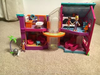 Magnetic Polly Pocket House with Dolls Furniture and Accessories 3