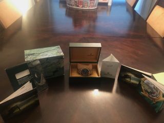 World Traveling 2005 Rolex Submariner Blue Dial Ss & 18 Ct In