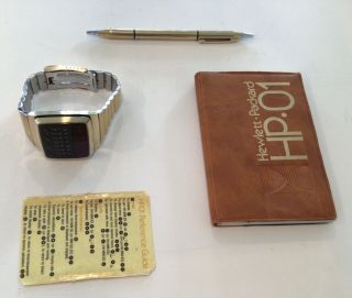 Hewlett - Packard HP01 Calculator Watch in Gold With box 2