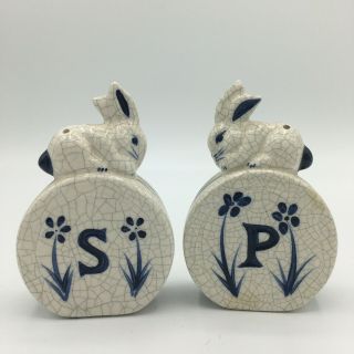 Dedham Rabbit By Potting Shed Figural Bunny Salt & Pepper Shakers 3.  5 "