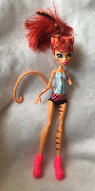 Monster High Doll Toralei Orange Stripe Tiger Ghoul Sport School Doll 11”
