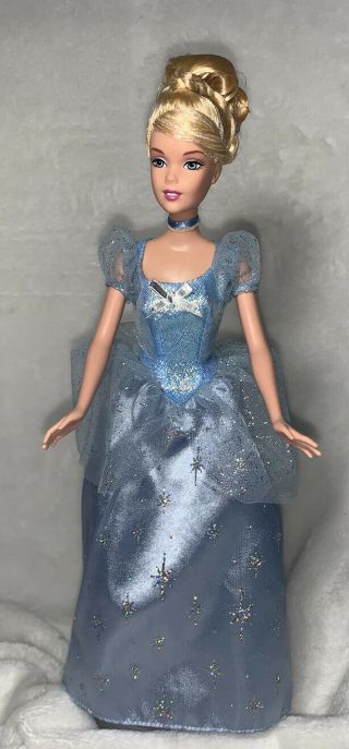 Disney Princess Cinderella Barbie Doll Dress Bend Knees 1999 Mattel