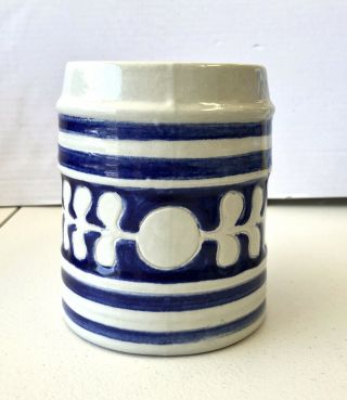 Williamsburg Pottery Salt Glaze Stoneware Mug Tankard Cobalt Blue Oak Leaf 3