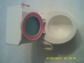 Mattel Loving Family Dollhouse Bathroom White Toilet w/Lid Sink & Small Cabinet 3