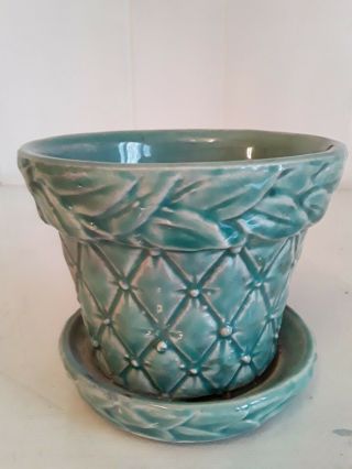 Mccoy Usa Soft Green Pottery Planter Diamond Pattern Leaf Border Flower Pot 3.  5 "