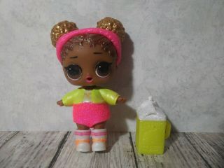 L1 Lol L.  O.  L.  Surprise Doll,  Glam Glitter Court Champ,  Neon Outfit,  Bottle/cup