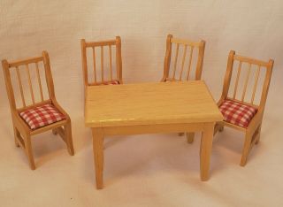 Dollhouse Miniature 1:12 Light Oak Table And 4 Chairs