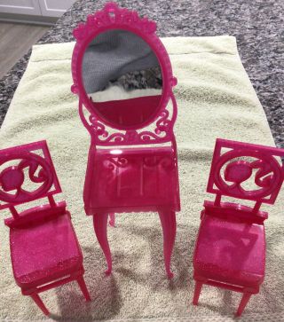 Barbie Hot Pink Vanity W/ Mirror And 2 Barbie Ponytail Pink Sparkling Chairs