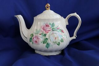 Vintage Sadler England Teapot Floral Design W / Gold Trim Wavy Pattern