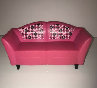 Gorgeous Barbie Doll House Pink Love Seat Sofa Couch 2007 Mattel Hot Pink Vguc