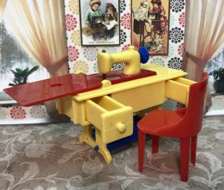 Renwal Yellow Treadle Sewing Machine Vintage Dollhouse Furniture Ideal Plastic