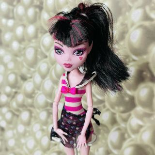 Monster High Doll - Skull Shores Draculaura For Custom Or Ooak With Oufit