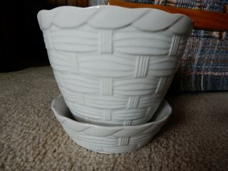 Vintage Pottery White Basket Weave Pattern Flower Pot Planter 5 1/2 High