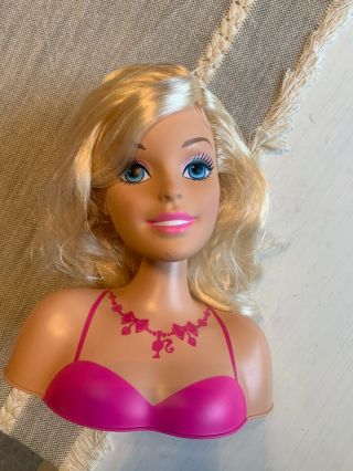Barbie Deluxe Styling Head With Blonde Hair