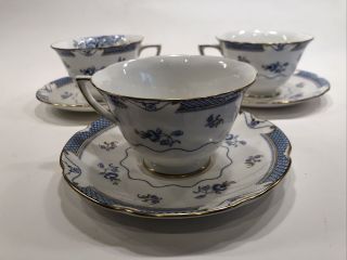 3 Royal Doulton England Footed Tea Cups And Saucers Lowestoft Blue W/ Gold Trim