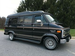 1992 Chevrolet G20 Van Explorer Limited Conversion Van