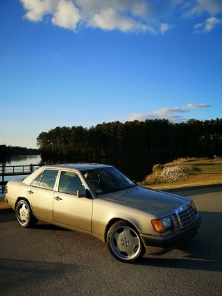 1992 Mercedes - Benz E - Class