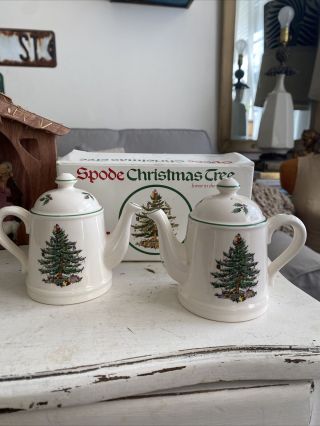 Spode Christmas Tree Teapot Salt & Pepper Shakers Made In England.  Euc