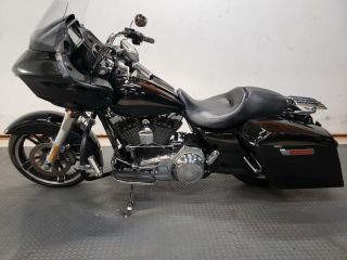 2016 Harley - Davidson Touring Road Glide® Special 2