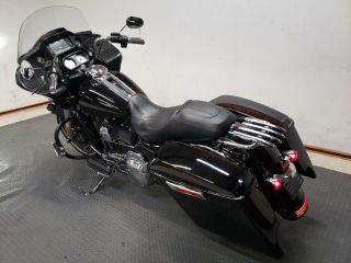 2016 Harley - Davidson Touring Road Glide® Special 3